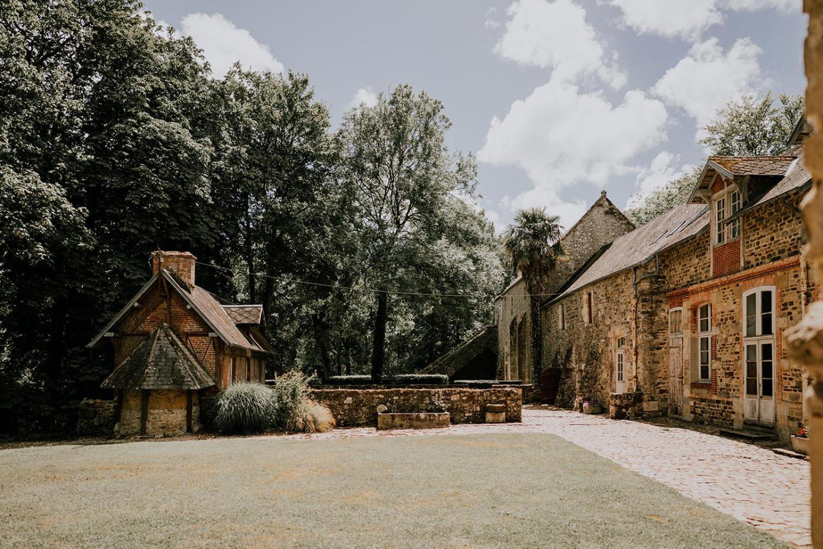 Bed and Breakfast Abbaye De Blanchelande Neufmesnil Экстерьер фото
