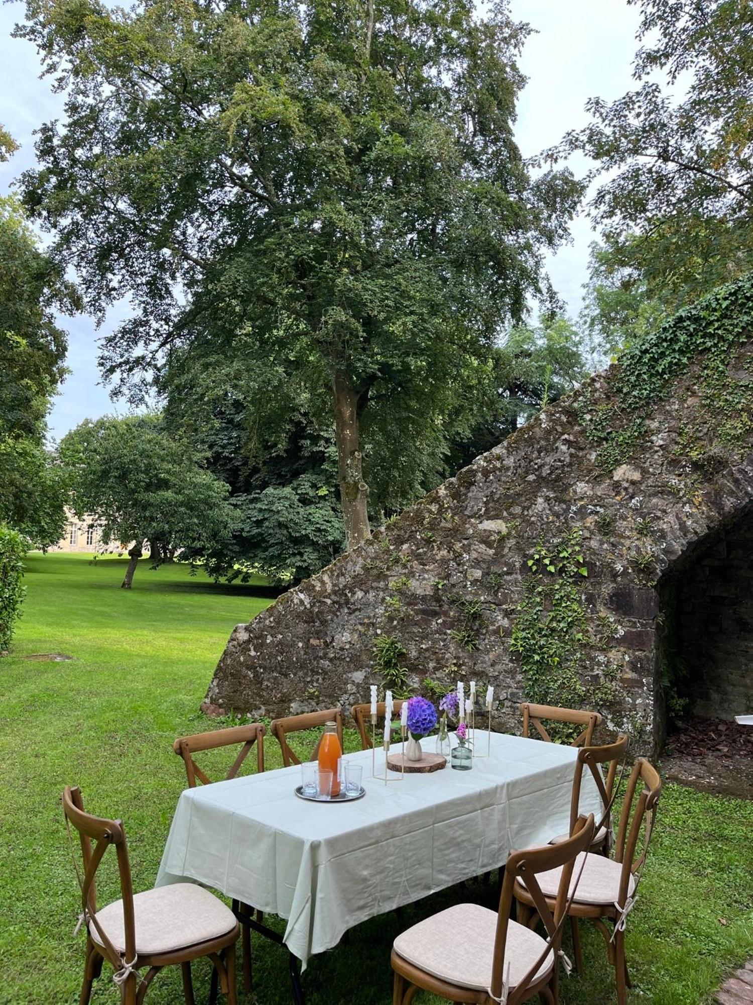 Bed and Breakfast Abbaye De Blanchelande Neufmesnil Экстерьер фото