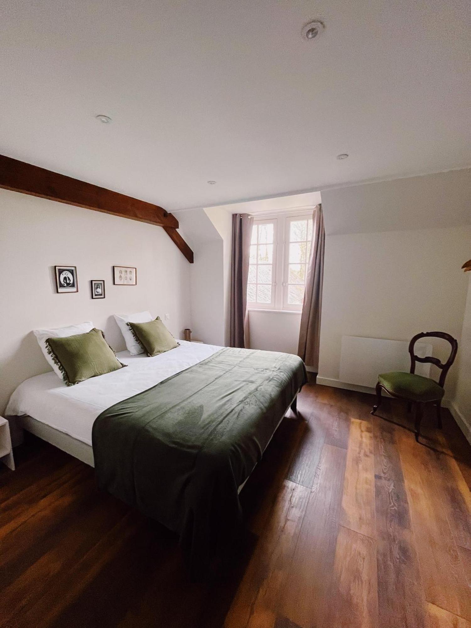 Bed and Breakfast Abbaye De Blanchelande Neufmesnil Экстерьер фото