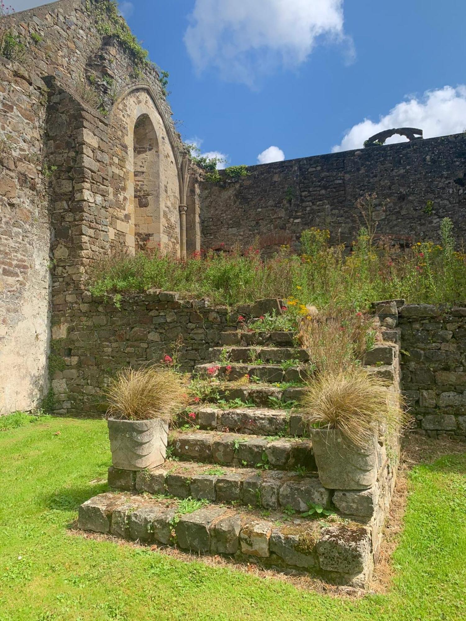 Bed and Breakfast Abbaye De Blanchelande Neufmesnil Экстерьер фото